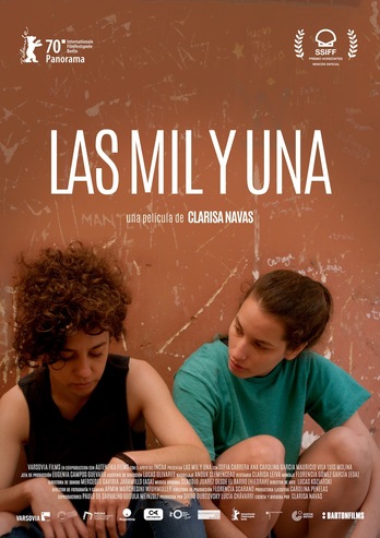 Cartel con Ana Carolina García (Renata) y Sofía Cabrera (Iris). (NAIZ)
