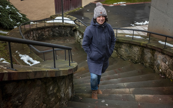 Gurutze Fernándezek kirok koordinatzailea Orixe ikastolan eta Athleticen ikustatzailea da. (Jon Urbe/Foku)