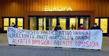 Movilización de las asociaciones de vecinos de Gasteiz. (ZAZPIGARREN ALABA)