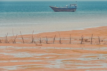 Un barco en Ormuz. (GETTY IMAGES)