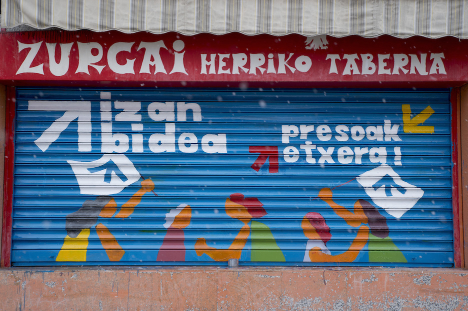 Iruñean, Txantrean murala egin dute. (Iñigo URIZ/FOKU)