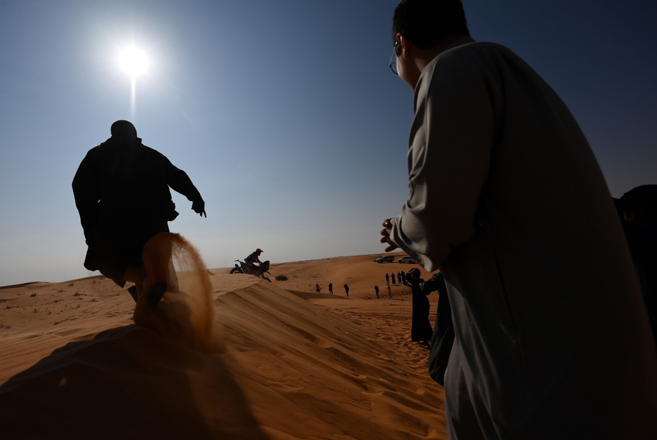 El público presencia la sexta etapa. (Franck FIFE / AFP) El público presencia la sexta etapa. (Franck FIFE / AFP)