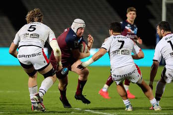 Encuentro del Top 14 entre Lyon y Burdeos, dos de los representantes franceses en la Champions. (ROMAIN PERROCHEAU / AFP)