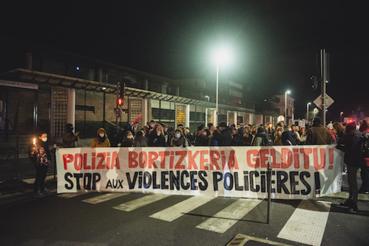 Concentración en Baiona. (Guillaume Fauveau)