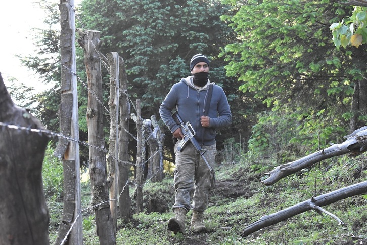 Guardabosques comunitarios patrullan los bosques de Cherán. (Orsetta BELLANI)