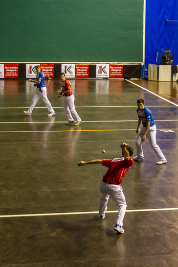 Julen Martijak eman dio oreka partida ero eta gorabeheratsuari. (Jaizki FONTANEDA/FOKU)