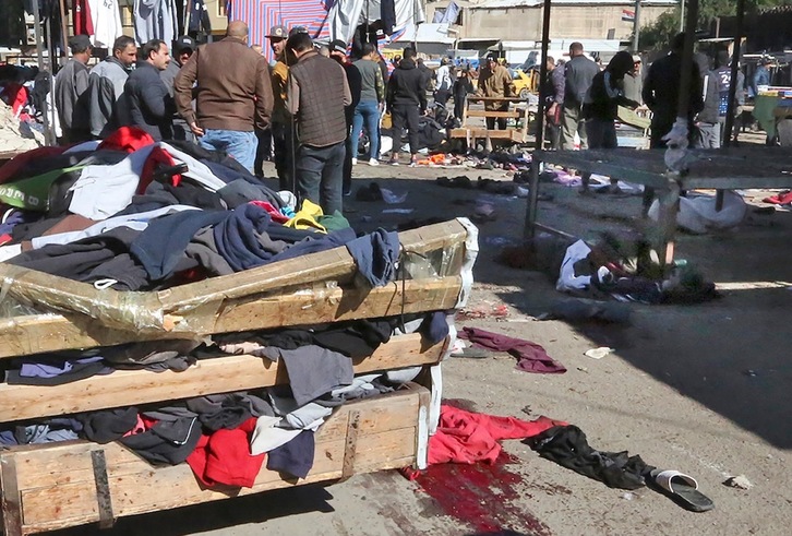 El atentado ha tenido lugar en un mercado de ropa. (Sabah ARAR / AFP)