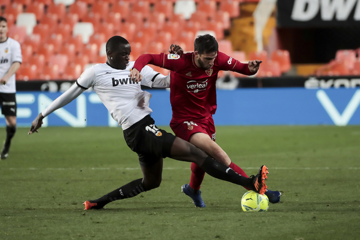 Calleri ha anotado su tercer gol y ha chutado al palo al final del partido. (AGENCIA LOF)
