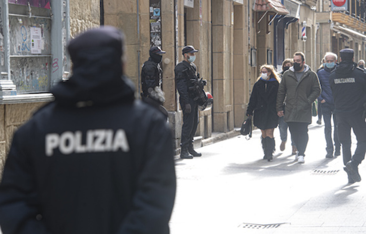 Euskal Herria duplica el ratio de policía por habitante de la media europea. (Jagoba MANTEROLA/FOKU)