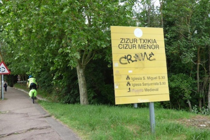 Entrada a Zizur Txikia, uno de los pueblos que conforman la Cendea de Zizur. (Iñaki VIGOR)