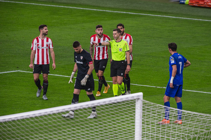 Unai Simón ha detenido su primer penalti con el Athletic. (Aritz LOIOLA / FOKU)