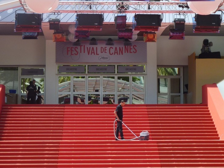 El año pasado el Festival de Cannes ya anuló su edición presencial debido a las restricciones. (NAIZ)