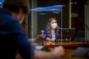 Comparecencia de la consejera de Salud, Gotzone Sagardui, en la comisión parlamentaria. (Jaizki FONTANEDA/FOKU)