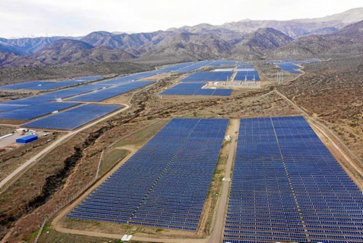 Ecologistas en Acción ha mostrado su preocupación por la política de expansión de parques solares y eólicos que impulsa el Gobierno navarro. (NAIZ)