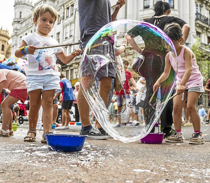 Euskarak aire-burbuilak behar ditu. (Aritz LOIOLA/FOKU)