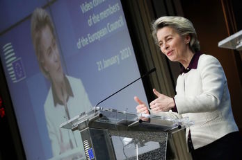 La presidenta de la Comisión Europea, Ursula Von der Leyen. (Olivier HOSLET/AFP)