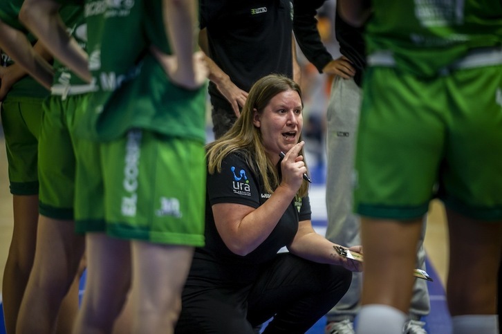 Madelen Urieta, de nuevo en la élite de los entrenadores. (Jon URBE / FOKU)