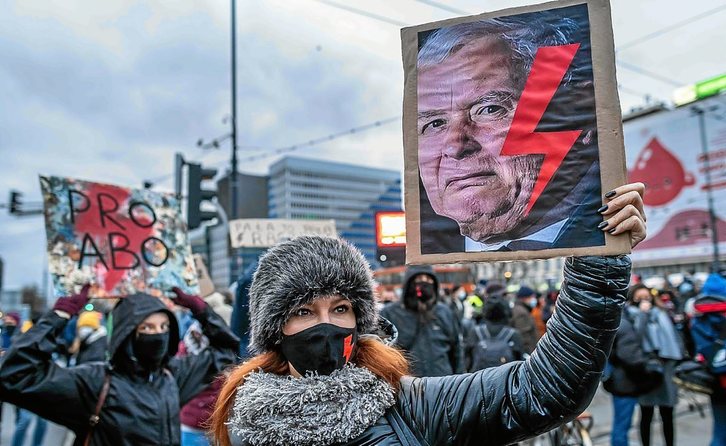 Poloniako Gobernuaren kontrako mobilizazioa. (Wojtek RADWANSKI)