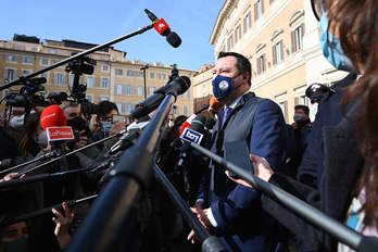 El ultraderechista Matteo Salvini, a las puertas del Palacio de Montecitorio, donde se ha reunido con Mario Draghi. (Vincenzo PINTO/AFP) 
