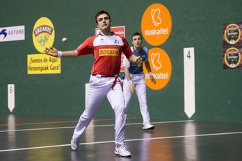 Danel Elezkanok partidi biribila jokatu du. (Iñigo URIZ/FOKU)