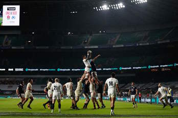 Escocia ha dado la sorpresa en Twickenham al ganar a Inglaterra en el Seis Naciones. (Adrian DENNIS/AFP)