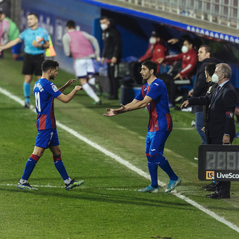 Cote ha sustituído a Soares en el minuto 63 para disputar su primer partido desde que se rompiera el cruzado en julio. (SD Eibar)