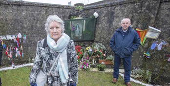 Haur estigmatizatu haietako batzuek, orain adinekoak direla, ez dute ahaztu.