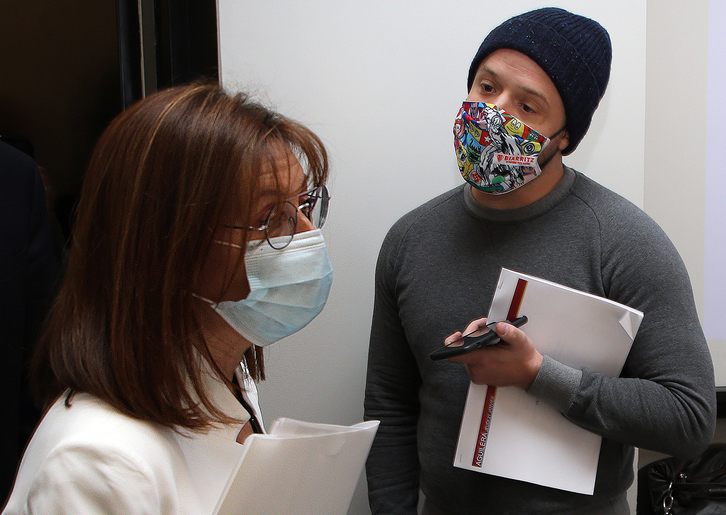 Jean-Baptiste Aldigé, presidente del BO, junto a la alcaldesa de Biarritz, Maider Arosteguy.(Bob EDME)