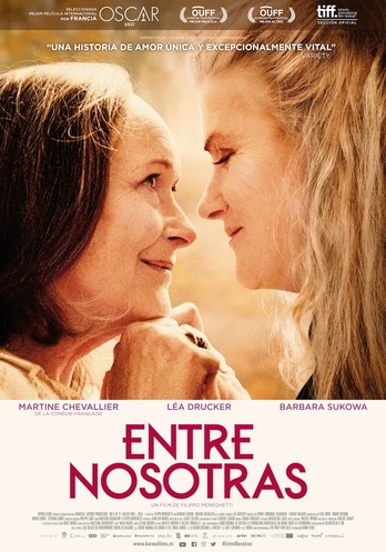 Las vecinas Madeleine (Martine Chevallier) y Nina (Barbara Sukowa). (NAIZ)