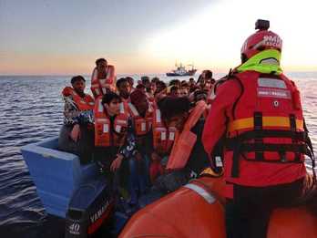Rescate realizado por el Aita Mari en el Mediterráneo Central. (SMH)