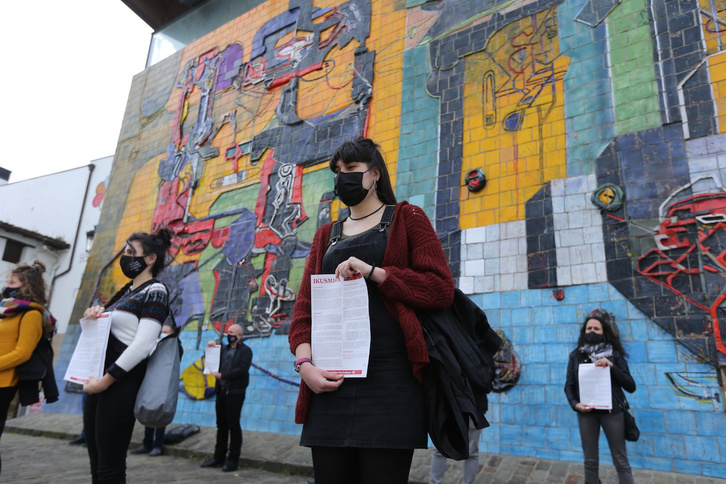 EHEren agerraldia, garaiko eta gaurko militanteak. (Aritz LOIOLA/FOKU)