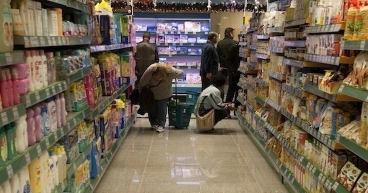 Erosleak supermerkatu batean, artxiboko irudian. (Andoni CANELLADA/FOKU)