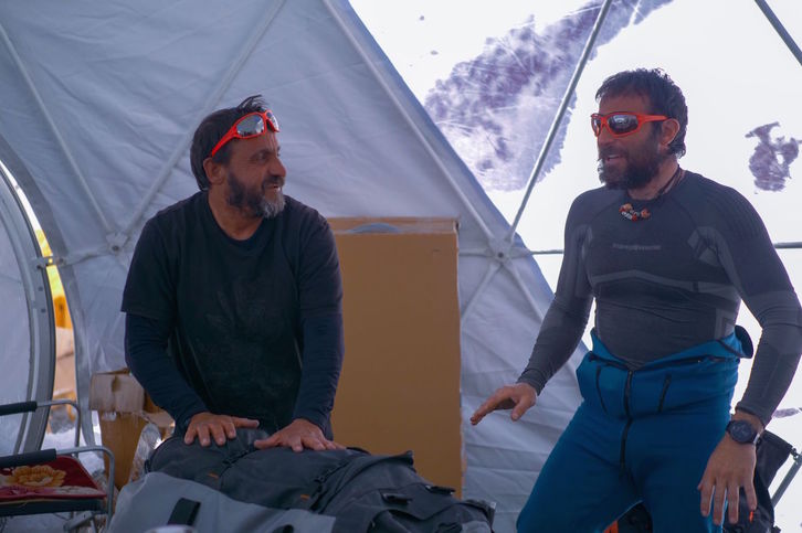 Alex Txikon y su equipo han decidido poner punto y final a la expedición. (@AlexTxikon)