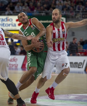 El miércoles podría ser la última ocasión de ver a Vassilis Spanoulis vestido de corto en el Buesa Arena. (Juanan RUIZ / FOKU)