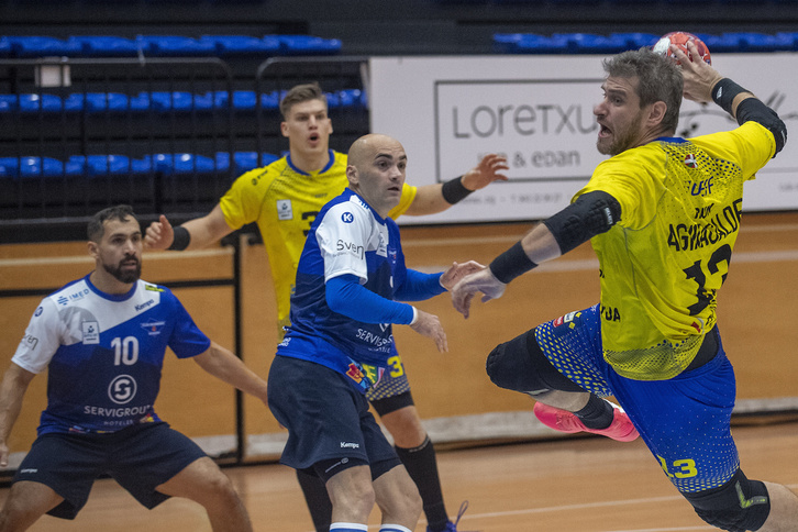 Bidasoa Irun intentará vengarse de la eliminación de la pasada edición copera a manos del Benidorm. (Juan Carlos RUIZ/FOKU)