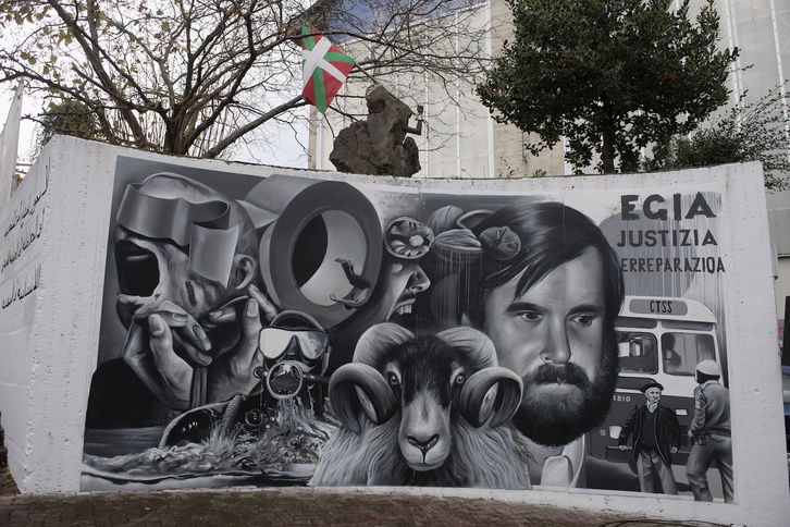 Mural en recuerdo de Mikel Zabalza en el barrio de Altza, en Donostia. (Juan Carlos RUIZ/FOKU)