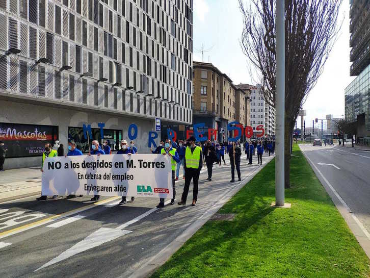 Manifestación de rabajadores de MTorres hoy por las calles de Iruñea. (@ccoonavarra)