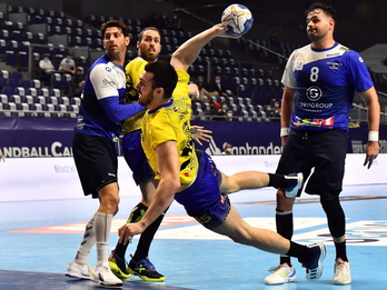 Jon Azkue izan da Bidasoa-Irun taldeko golegile nagusia sei golekin. (RFEBM)