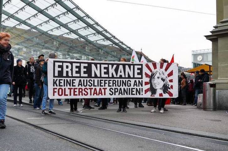 Manifestación en Suiza en apoyo a Nekane Txapartegi. (FREE NEKANE)