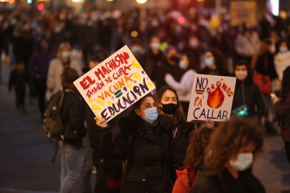 Aldarri irudimentsuak manifestazioetan. (Aritz LOIOLA | FOKU)