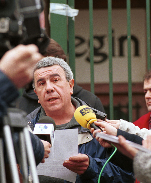 Pepe Rei, tras el cierre de ‘Egin’ en 1998. (Jon URBE)