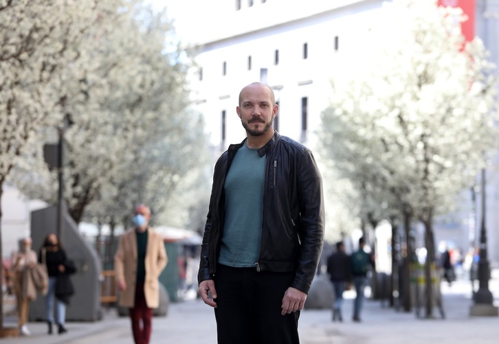 Igor Fernandez, en Madrid. Allí trabaja y reside. (J. DANAE / FOKU)
