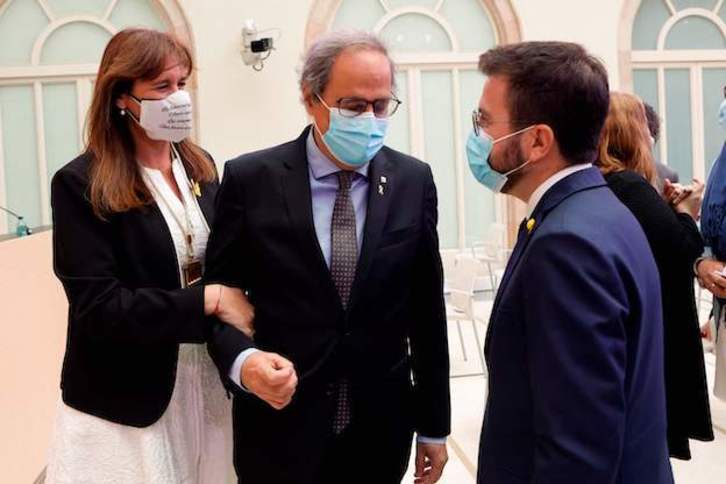 Torra junto a Borràs y Aragonès. (Quique GARCIA/AFP)