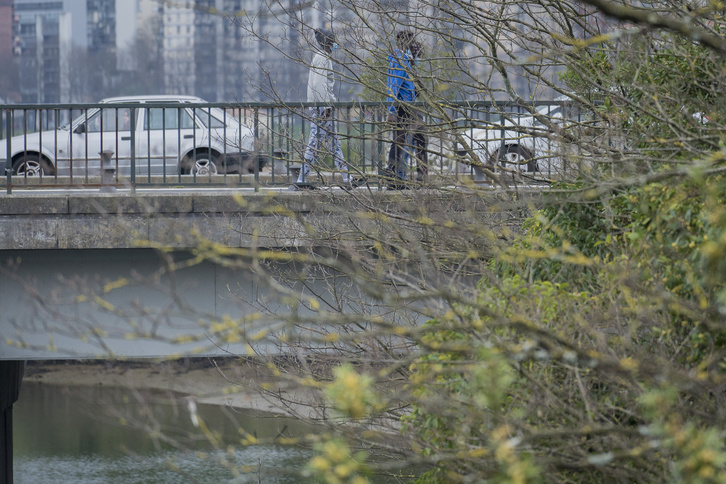 Azken asteetan biderkatu egin da Irunera ailegatzen diren etorkinen kopurua. (Gorka RUBIO / Foku)