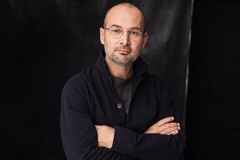 El cineasta rumano Alexander Nanau. (HBO) 