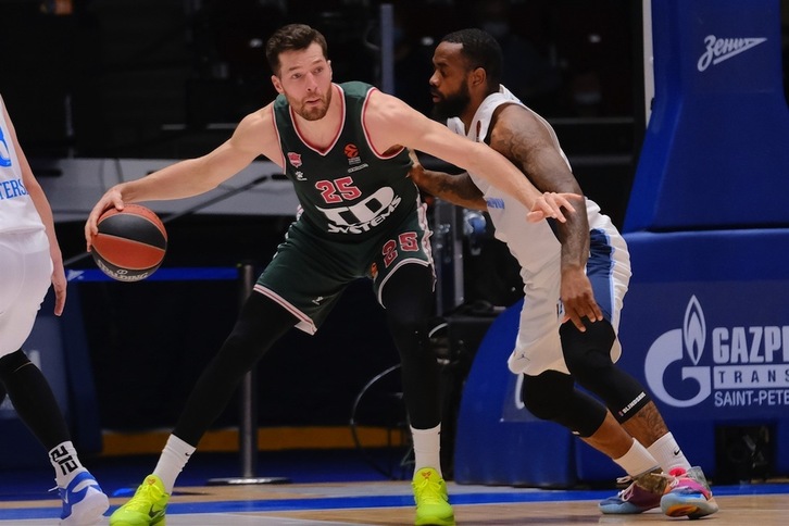 Alec Peters, uno de los muchos destacados del triunfo del Baskonia en San Petersburgo. (EUROLEAGUE.NET)