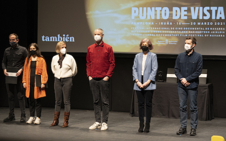 Premiados en el escenario. (Jagoba MANTEROLA / FOKU)