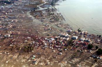 La costa de Indonesia tras el tsunami de 2004. (AFP)