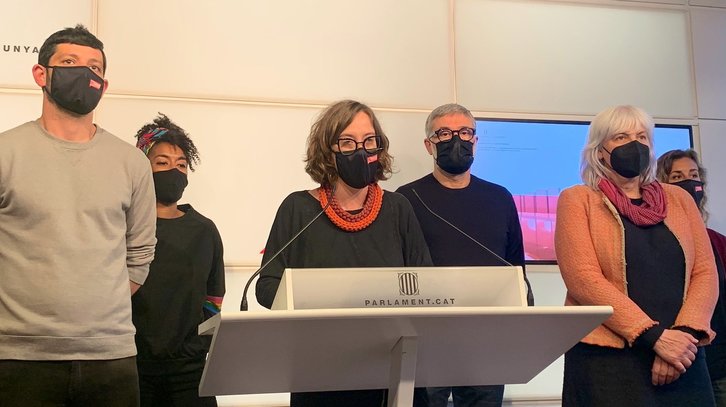 Rueda de prensa de la CUP este jueves en el Parlament. (CUP Països Catalans)