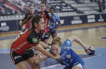 Tras su empate en el último derbi, Bera Bera y Zuazo separan sus caminos en esta segunda fase. (Andoni CANELLADA / FOKU)